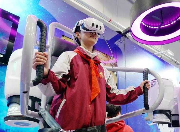 2025年沉浸式游戏体验手记 十二人宇宙中的多维成长