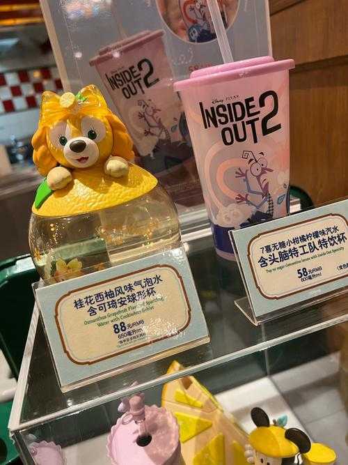2025年深夜特饮杯图鉴 手把手教你拍出百万点赞的治愈系大片